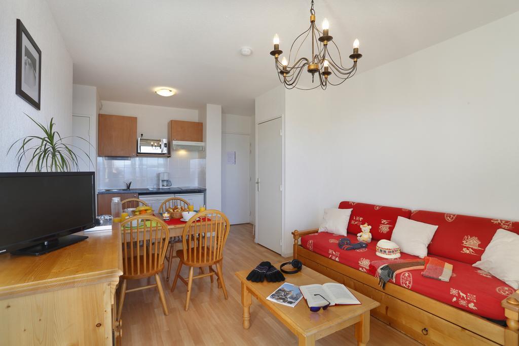 Résidence Néméa Les Chalets Du Belvédère Font-Romeu-Odeillo-Via Esterno foto