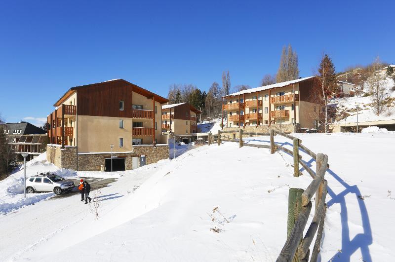 Résidence Néméa Les Chalets Du Belvédère Font-Romeu-Odeillo-Via Esterno foto