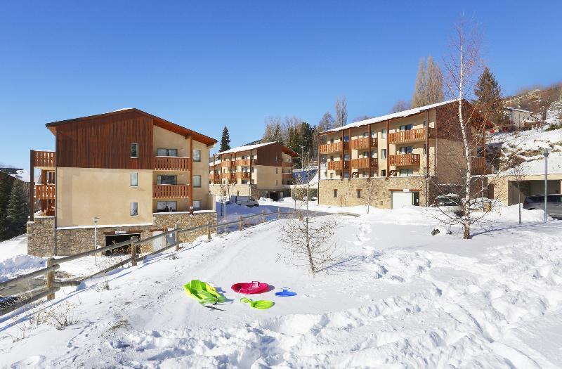 Résidence Néméa Les Chalets Du Belvédère Font-Romeu-Odeillo-Via Esterno foto